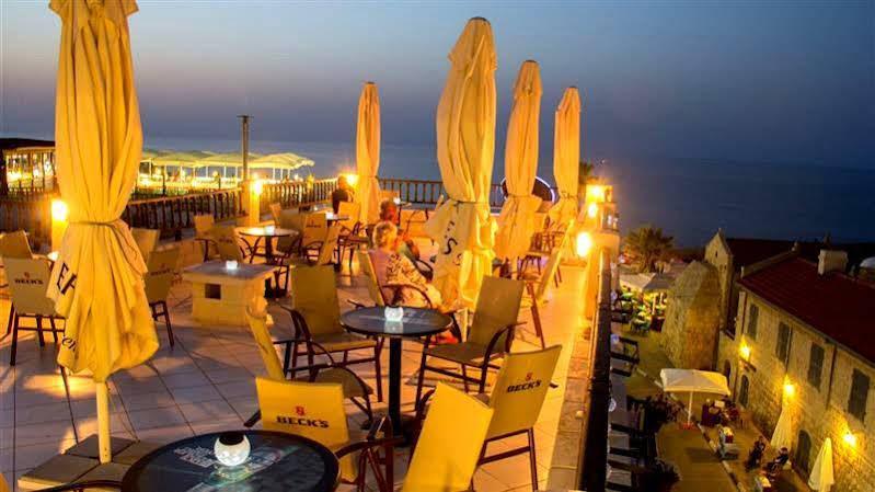 קיירניה White Pearl Hotel מראה חיצוני תמונה